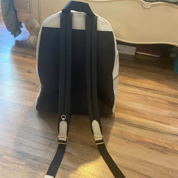 Coach Beige and White Backpack - Picture 7 of 11